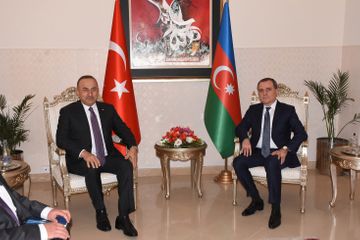 Ceyhun Bayramovla Mövlud Çavuşoğlu arasında görüş olub