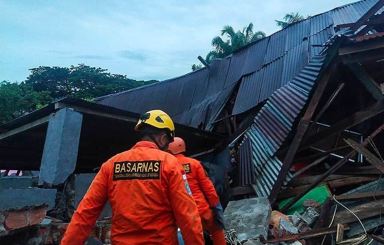 Death toll in Indonesia earthquake climbs to 34 - UPDATED