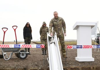 Prezident İlham Əliyev Füzuli rayonunda Füzuli-Şuşa yolunun və hava limanının təməlini qoyub, Şuşa şəhərində səfərdə olub  - FOTO - YENİLƏNİB 1