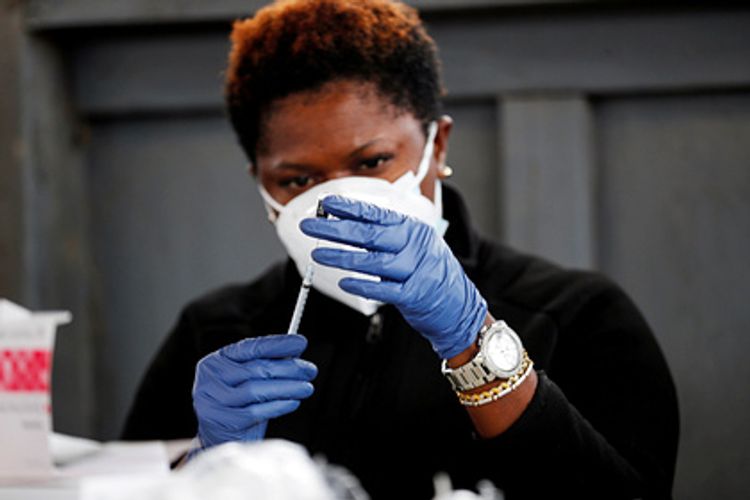 ABŞ-da koronavirusa qarşı peyvəndlərdən sonra ölənlərin sayı açıqlanıb