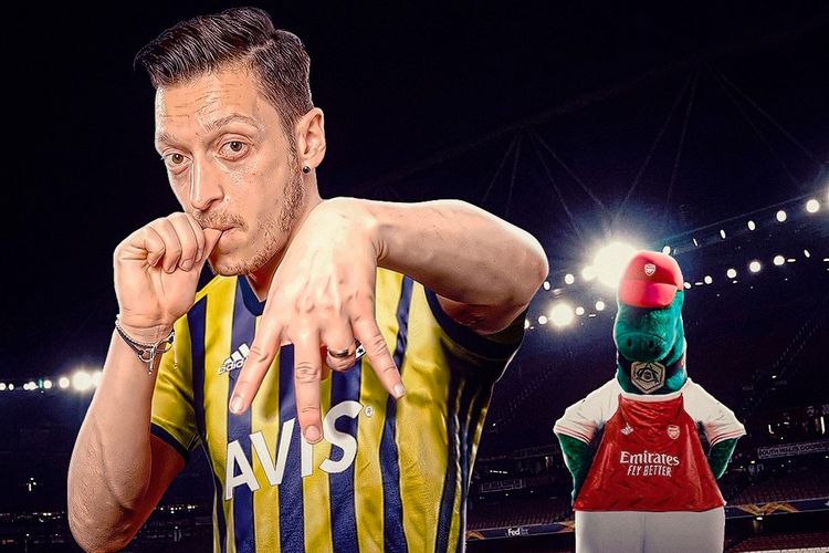 “Fənərbaxça” Məsut Özilin İstanbula gələcəyini  açıqlayıb
