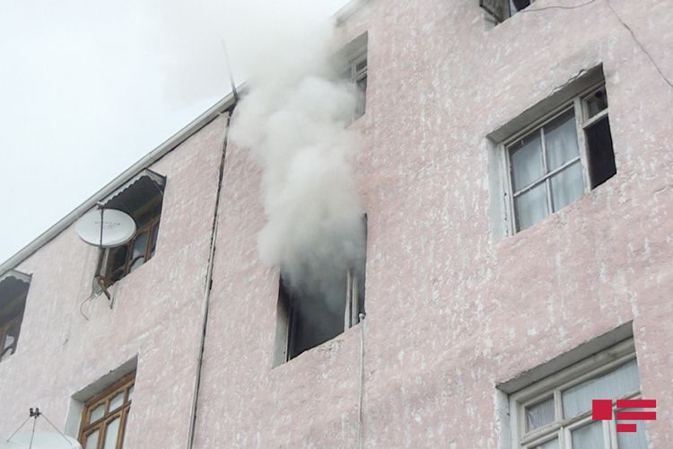 Fire breaks out in five-storey building in Azerbaijan