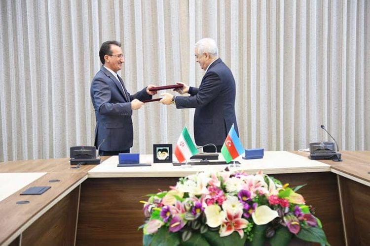 Azərbaycan və İran arasında dəmir yolları üzrə əməkdaşlıq sazişi imzalanıb