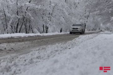 Qar Ağsu aşırımında və Muğanlı dolaylarında nəqliyyatın hərəkətini çətinləşdirib - FOTO