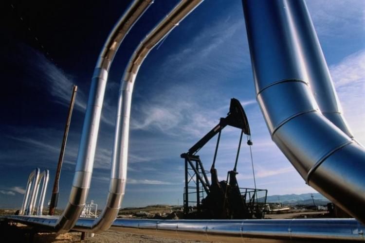 В январе-ноябре прошлого года Азербайджан экспортировал нефть на 7,7 млрд. долларов