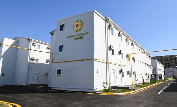 FHN-in Modul Tipli Hospitalında qəhrəman həkimlərimizin COVID-19-la mübarizəsi davam edir 