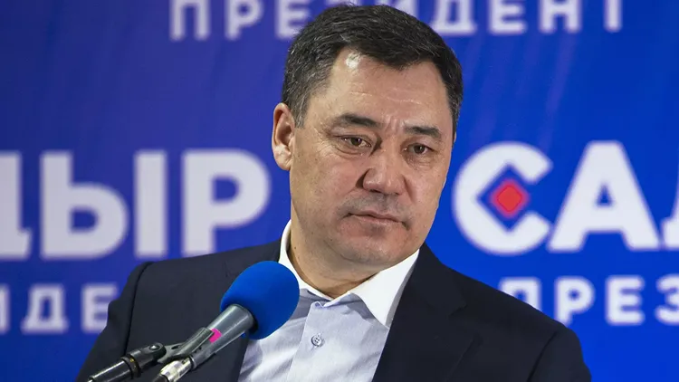 Новый президент Кыргызстана отказался от кортежа и банкета на инаугурации
