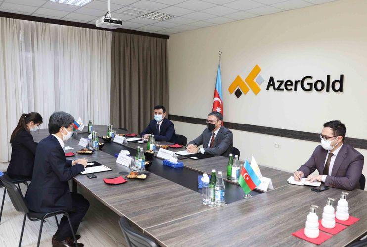 Состоялась встреча между ЗАО «AzerGold» и послом Японии в Азербайджане