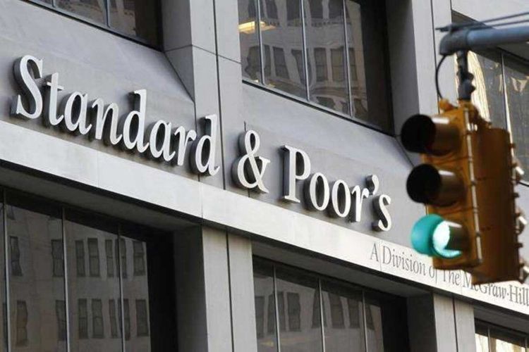 S&P подтвердило кредитный рейтинг Азербайджана и повысило прогноз по рейтингу