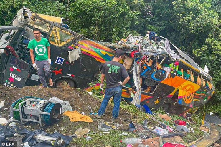 Braziliyada avtobusun qəzaya uğraması nəticəsində 21 nəfər ölüb