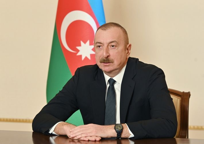 Президент Азербайджана: Строительство железной дороги Баку-Тбилиси-Карс создало новую транспортную карту в нашем регионе и Евразии в целом 