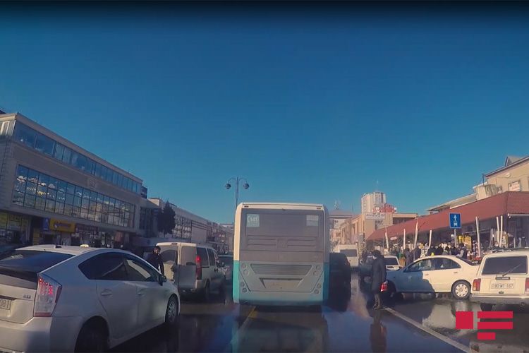 BNA: Avtobus zolaqları boyunca kütləvi qanunsuz parklanma halları müşahidə olunur