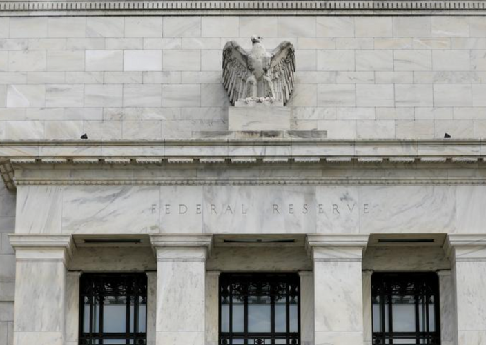 Fed remains in crisis-fighting mode as recovery appears to moderate