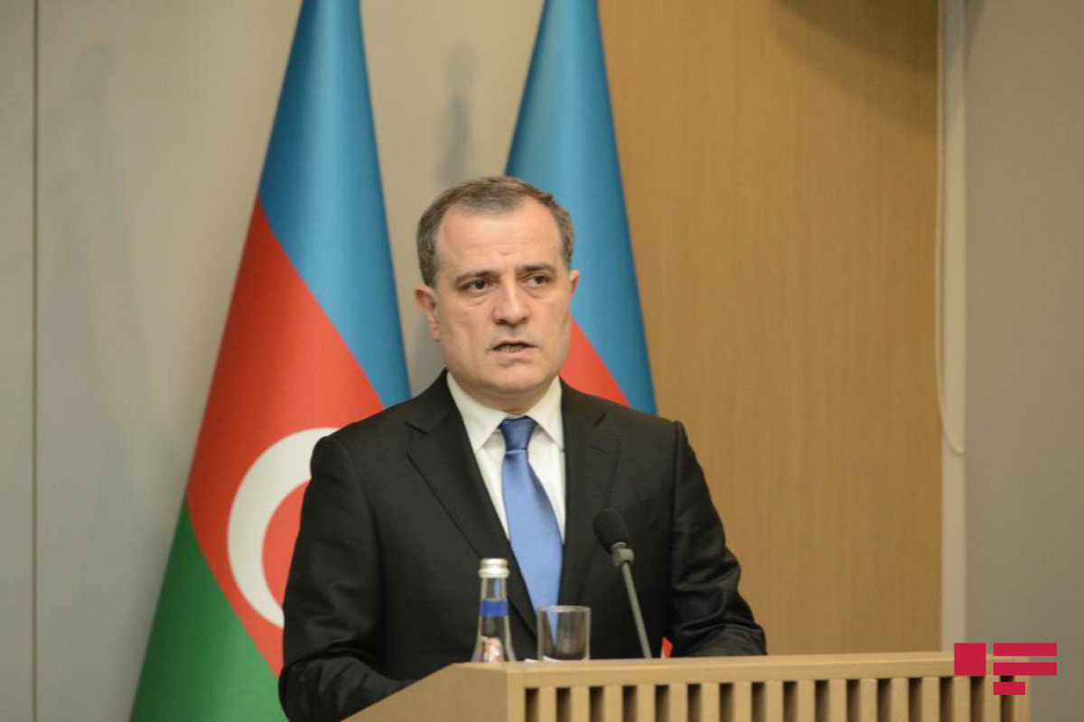 Azerbaijani FM informed his Kyrgyz counterpart about newly emerged situation in region