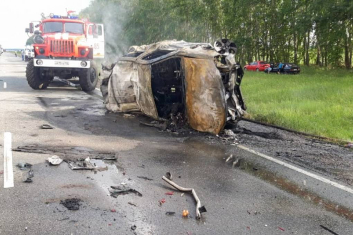 Rusiyada yol qəzasında altı nəfər ölüb