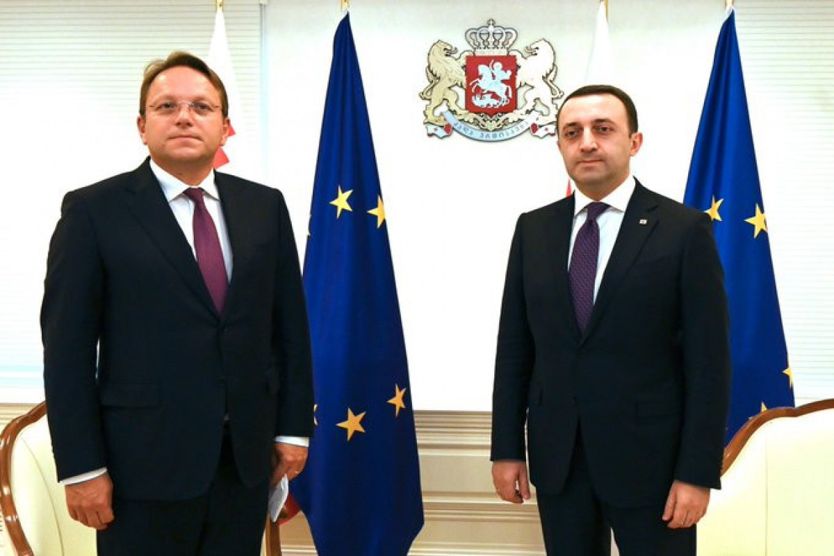 Oliver Varhelyi, İrakli Qaribaşvili