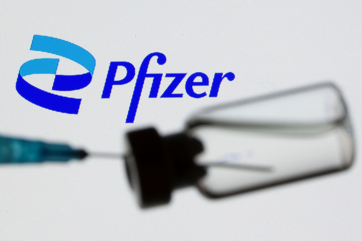Pfizer to ask FDA to authorize booster dose of COVID vaccine as Delta variant spreads