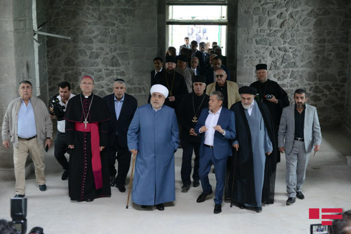 Руководители христианских религиозных общин Азербайджана приняли участие в совместной молитве в Русской Православной Церкви в Шуше