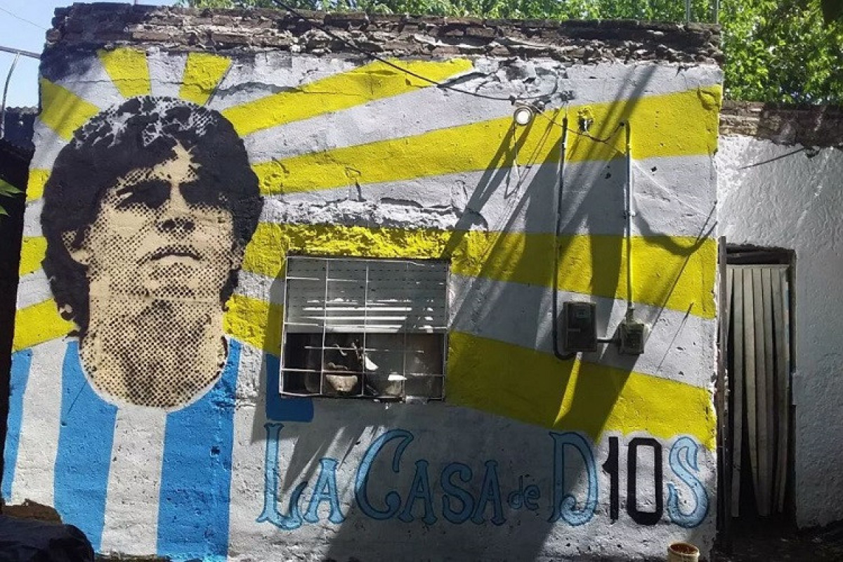 Meksikada Maradonanın şərəfinə kilsə açılıb
