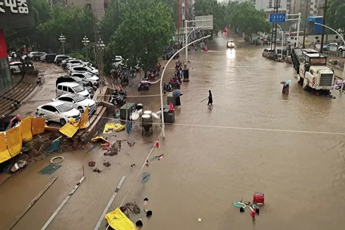 Çində sel nəticəsində ölənlərin sayı 25-ə çatıb