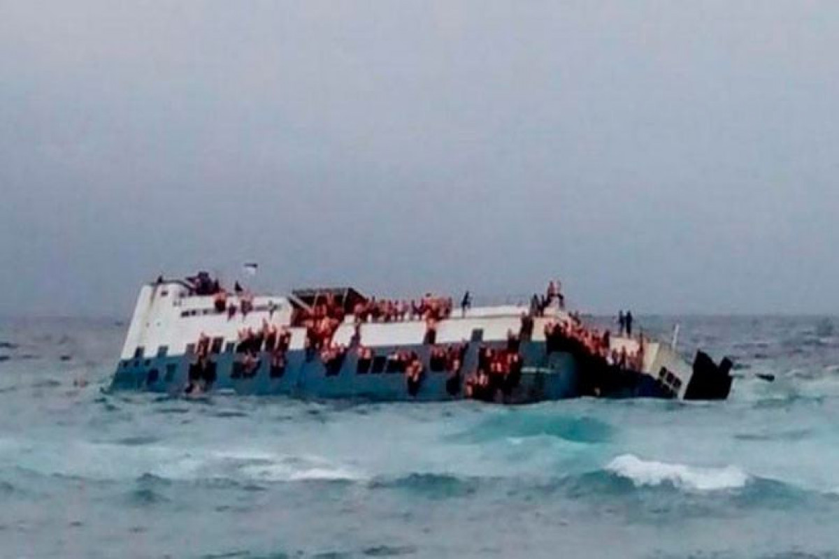 Aralıq dənizində miqrantları daşıyan gəmi batıb, 17 nəfər boğulub