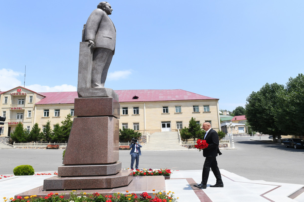 Президент Ильхам Алиев отправился с визитом в Дашкесан