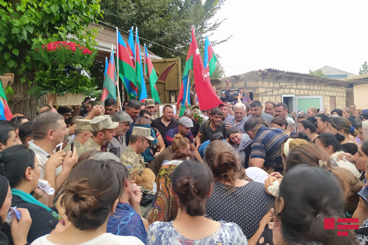 Serviceman of Azerbaijani Army martyred in Kalbajar buried-UPDATED 