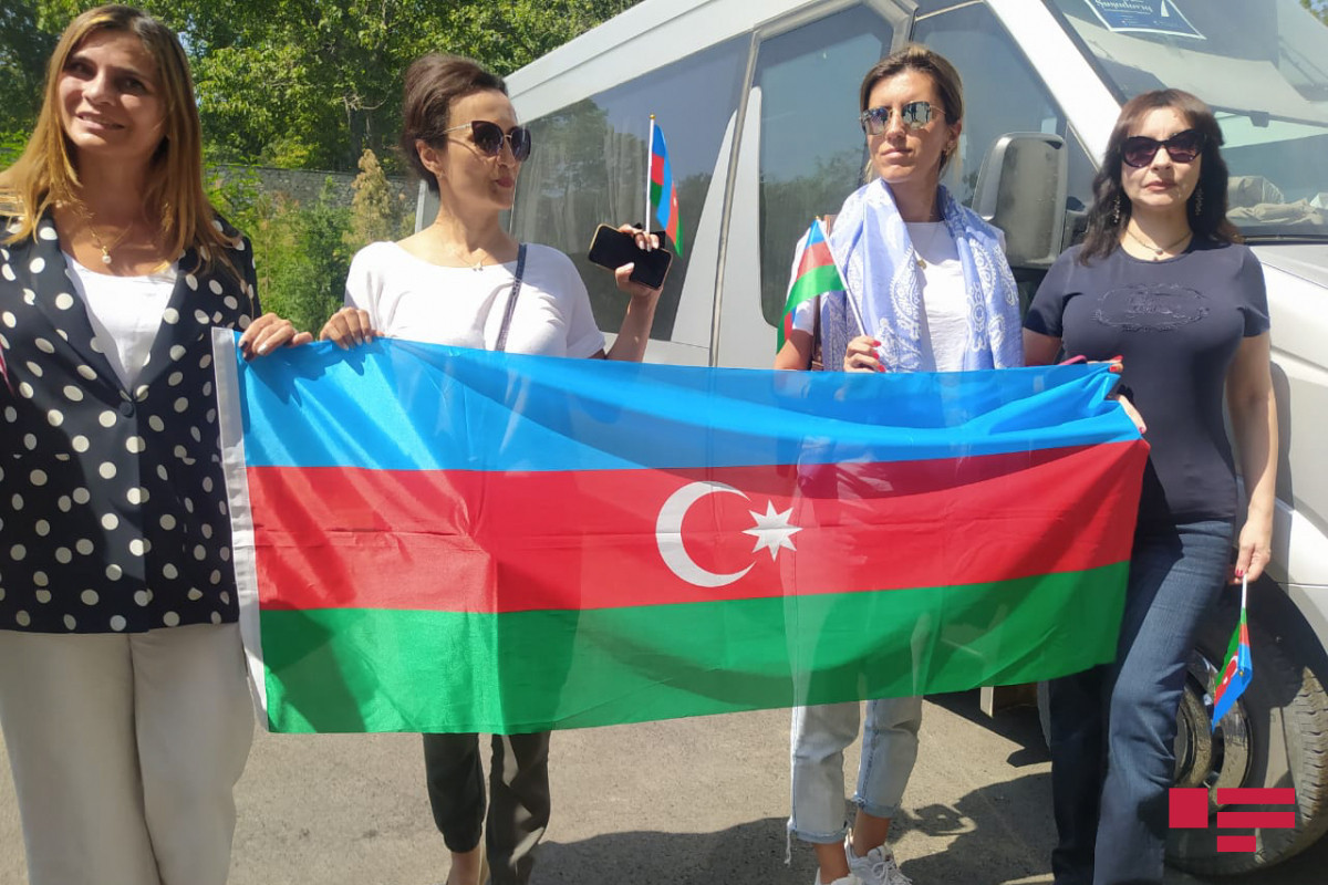 Представители азербайджанской диаспоры в Шуше