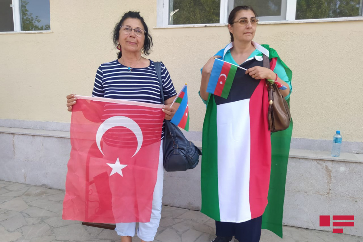 Представители азербайджанской диаспоры в Шуше
