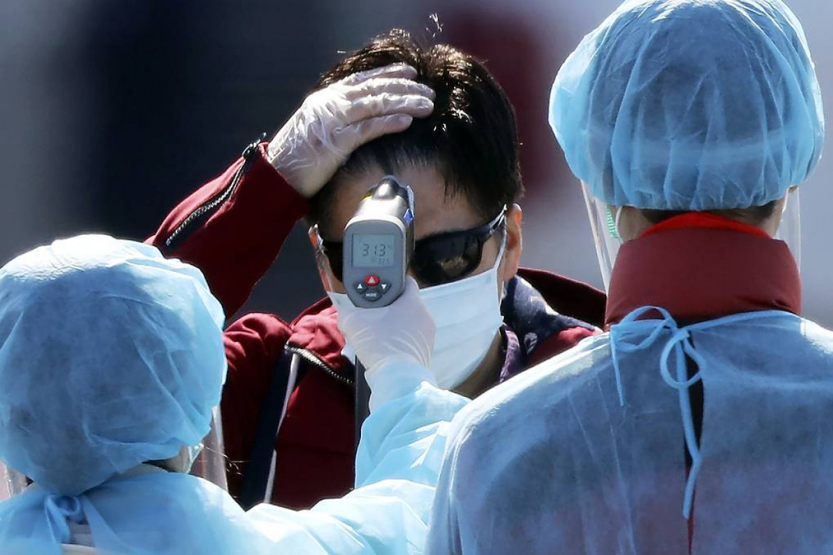 В Японии впервые выявили более 10 тыс. случаев заражения коронавирусом за сутки