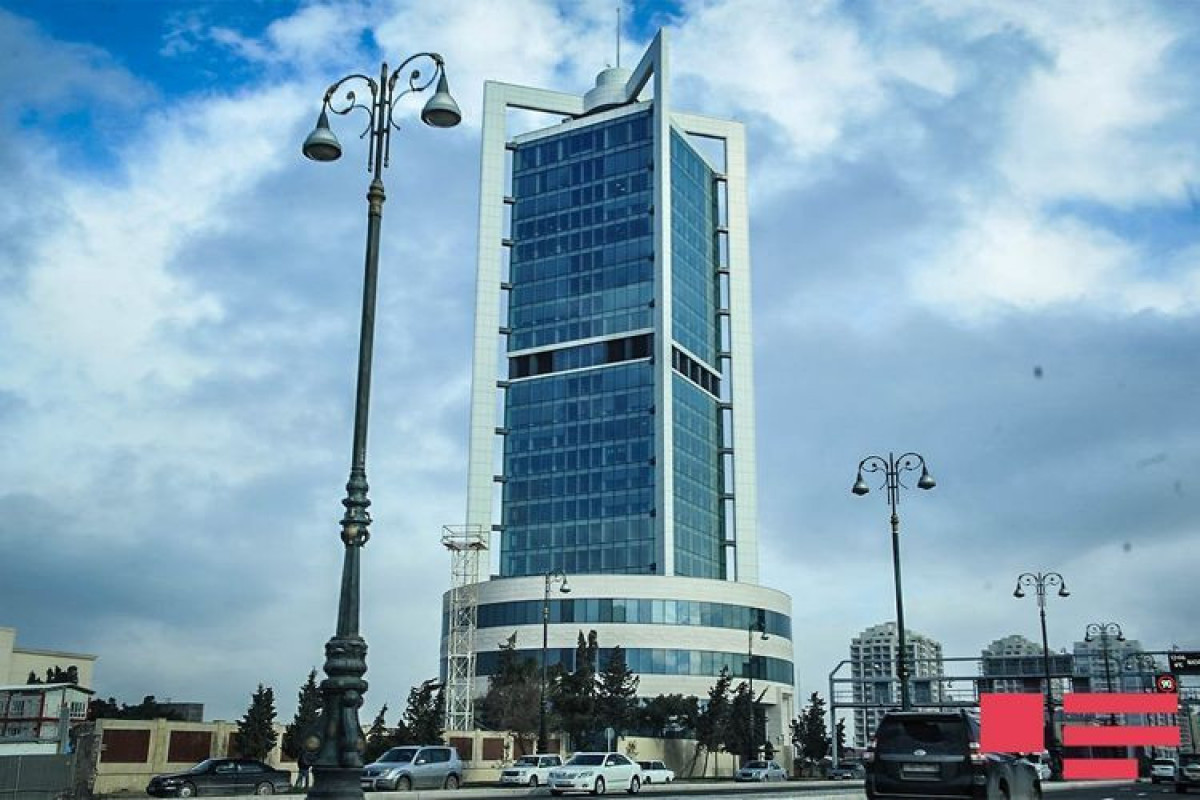 Elman Rüstəmov: "Bu günə Neft Fondu valyuta satışlarında 539 mln. dollar qənaət edib"