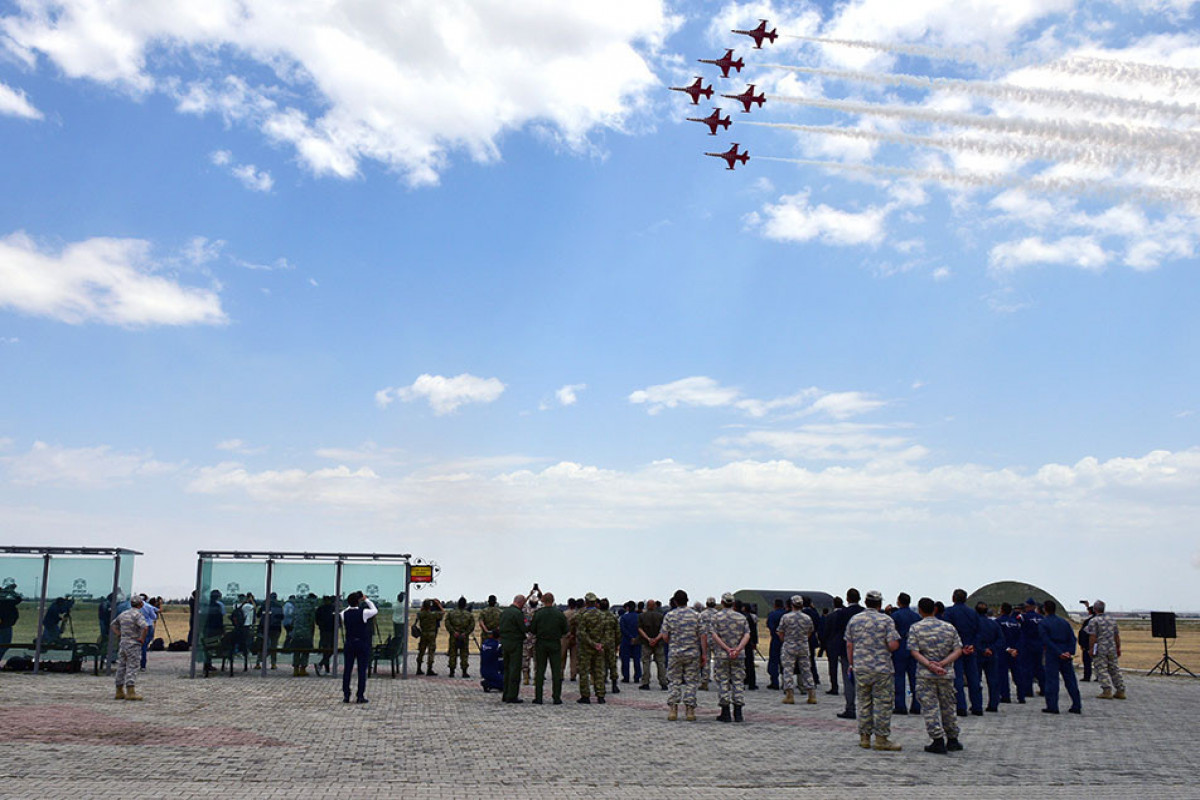 Командующий ВВС  Азербайджана  понаблюдал за ходом учений в Турции