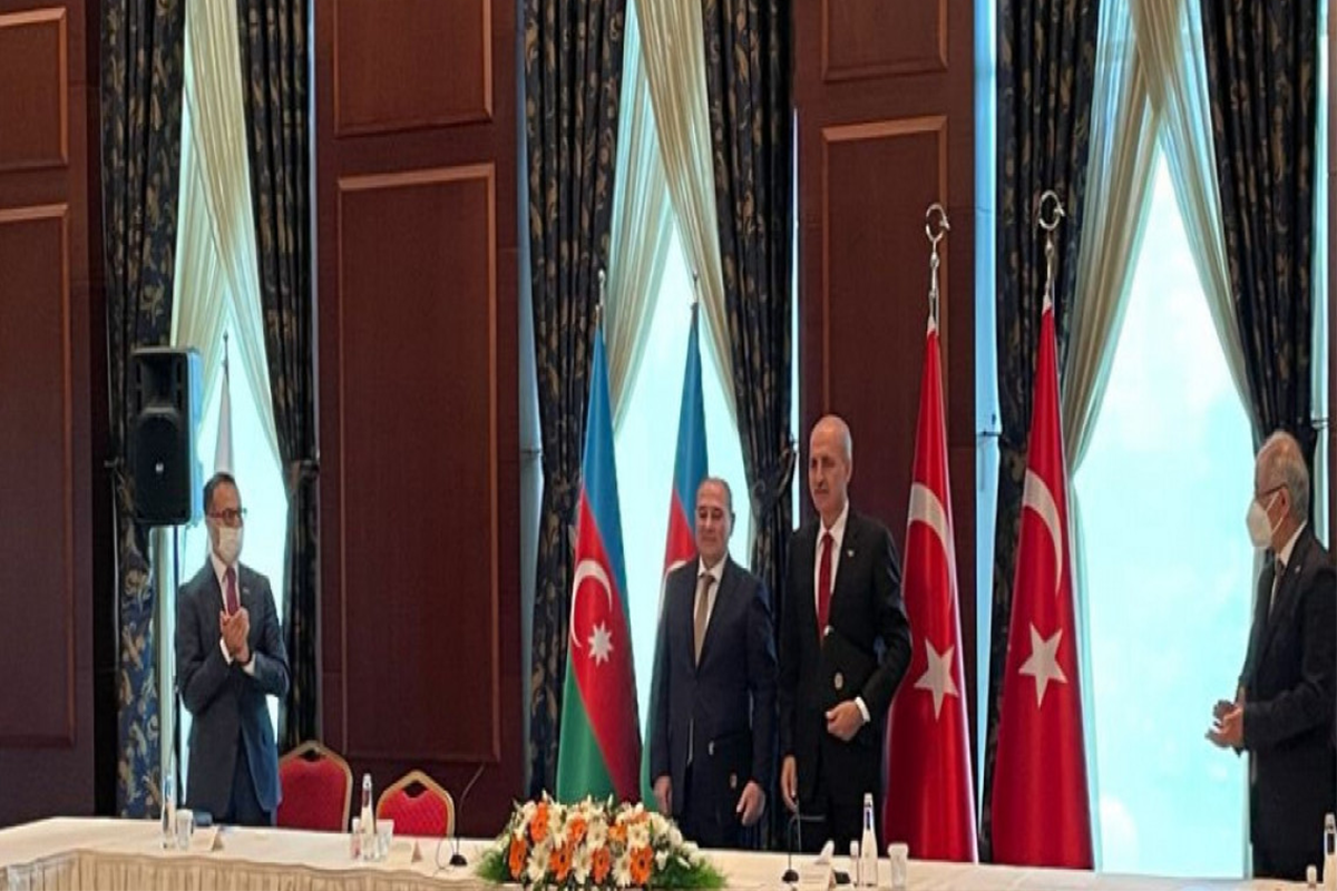 YAP və AKP əməkdaşlığa dair niyyət protokolu imzalayıb