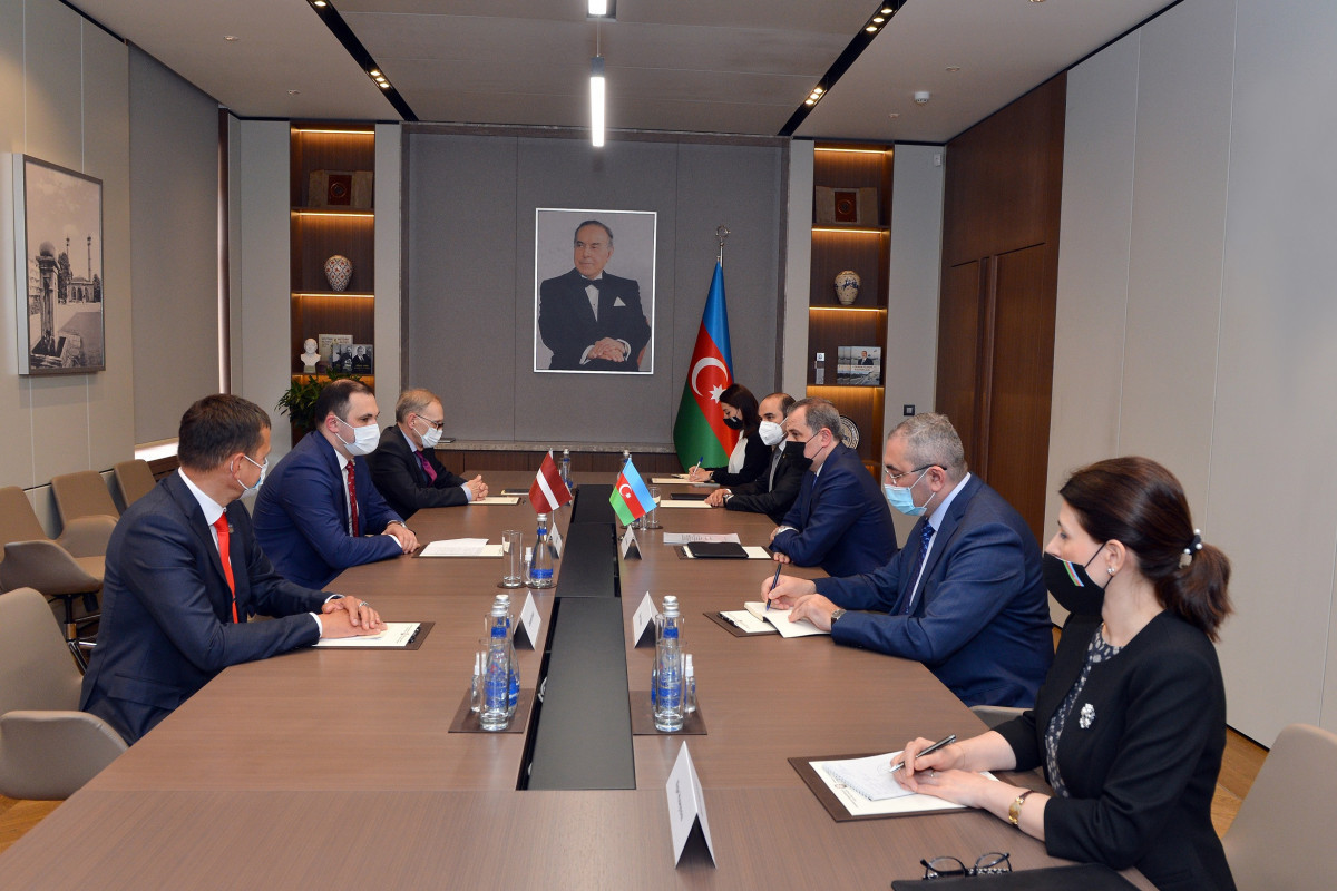 Обсуждено расширение связей между парламентами Азербайджана и Латвии