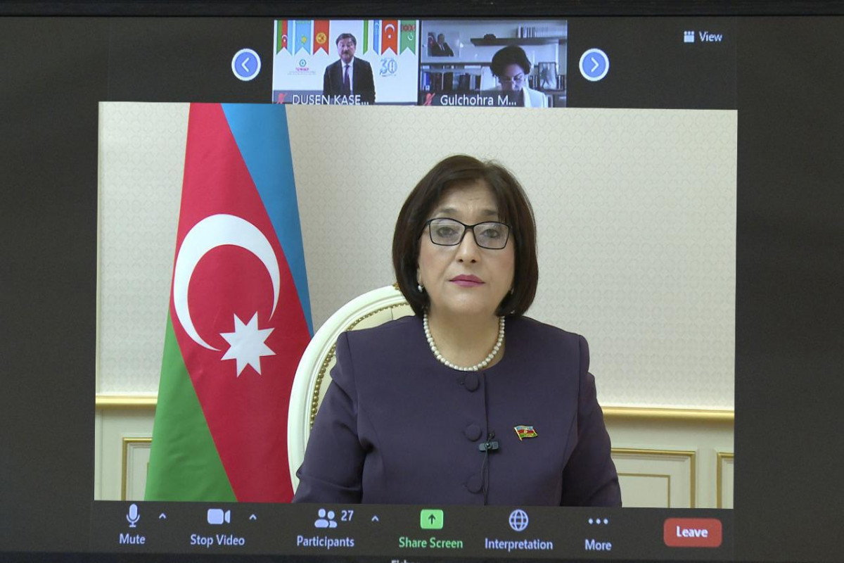 В Баку состоялся симпозиум на тему «Прошлое, настоящее и будущее тюркского мира»
