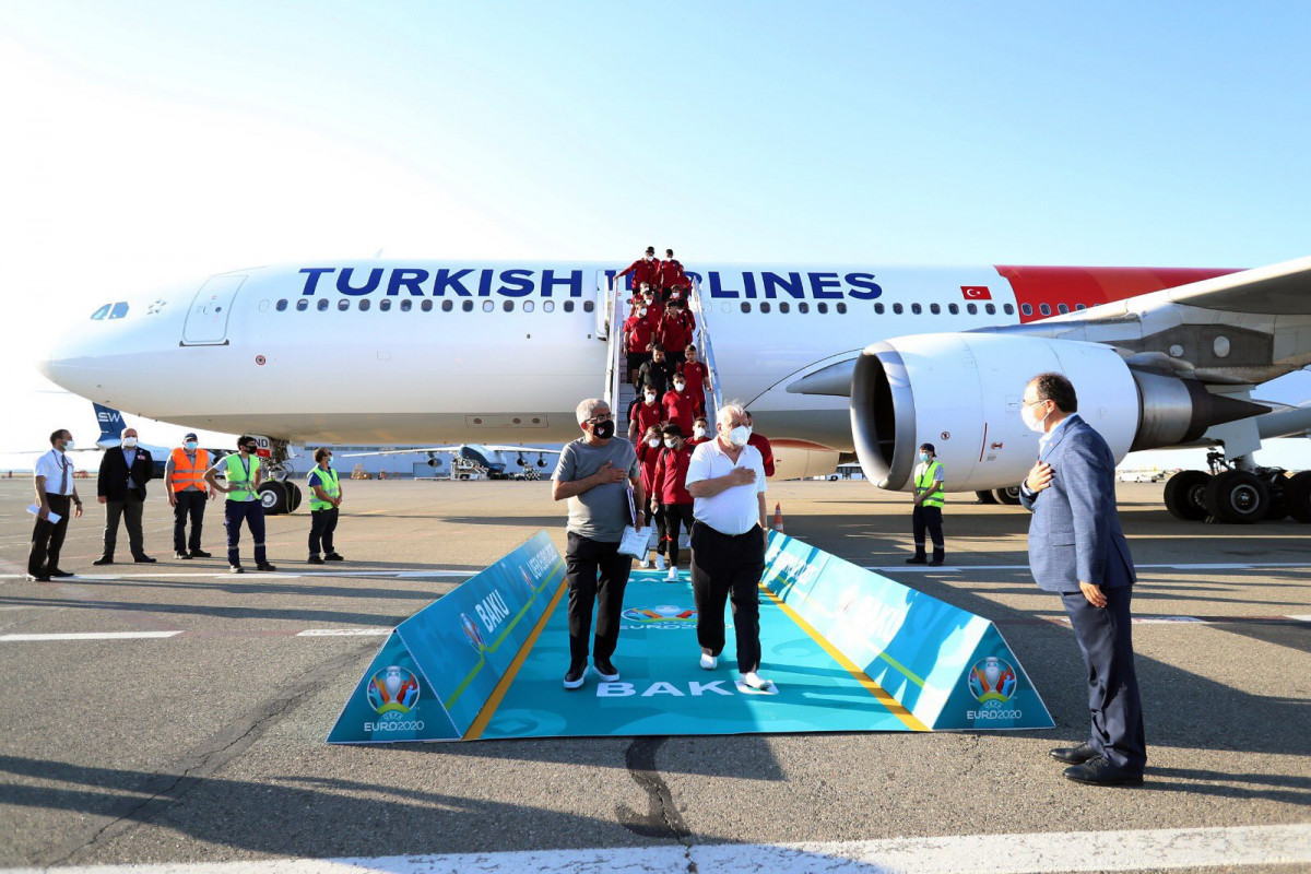Сборная Турции по футболу прибыла в Баку-ФОТО 