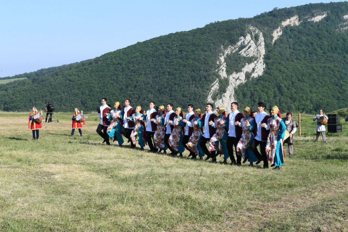 В Шуше представлена композиция «Музыкальное наследие и карабахские скакуны на Джыдыр дюзю» -ОБНОВЛЕНО -ФОТО -ВИДЕО 