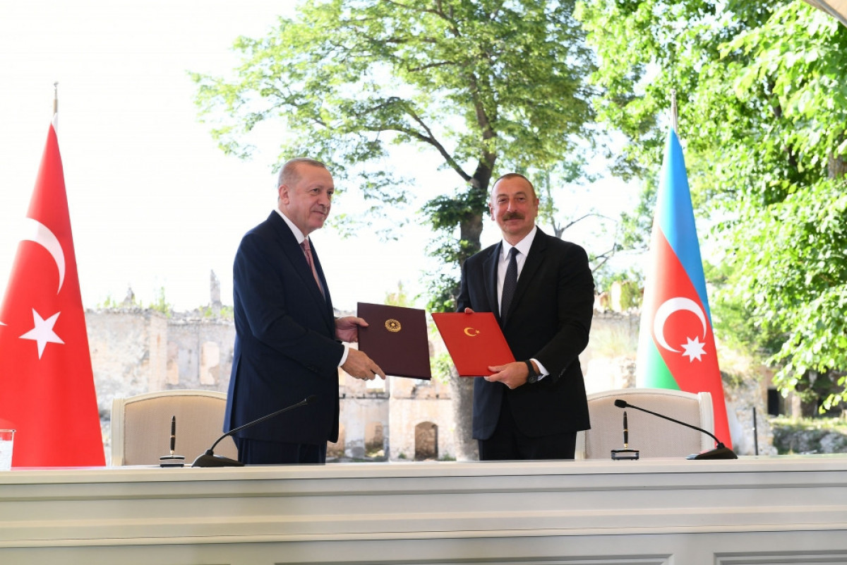 President of Azerbaijan Ilham Aliyev and President of Turkey Recep Tayyip Erdogan
