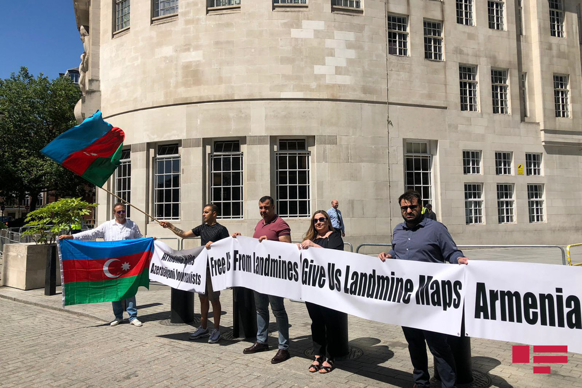 Rally held in front of BBC Head Quarters in London regarding Armenia's refusal to provision map of mined territories -PHOTO 