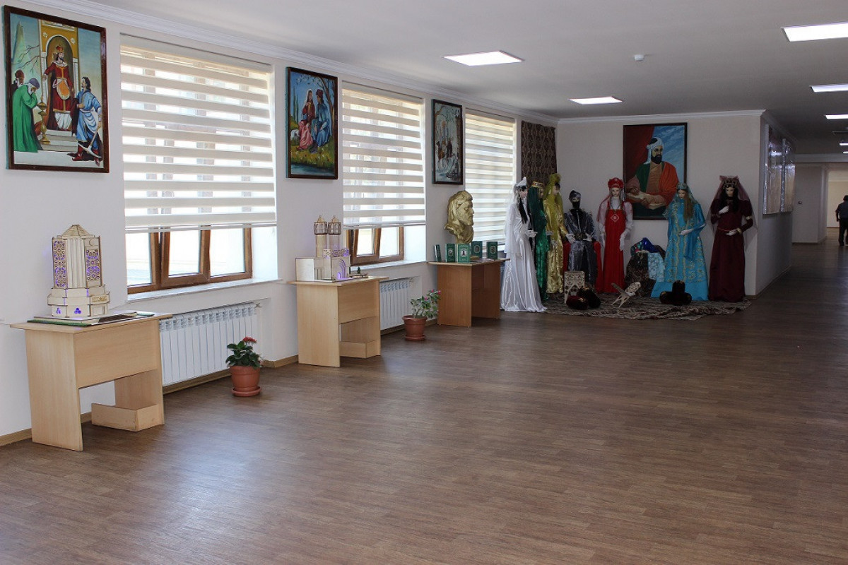 В бакинской школе состоялось открытие музея Низами-ФОТО 