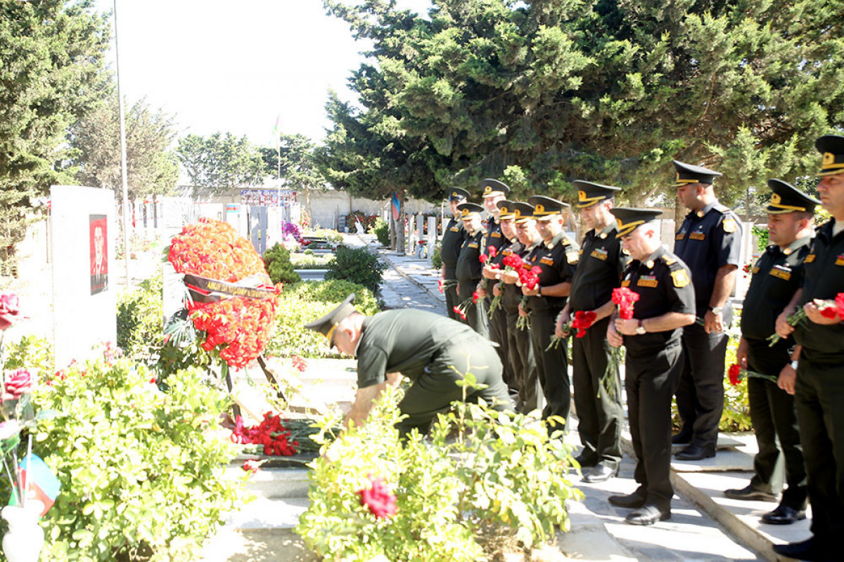 Servicemen of the Ministry of Defense visited the grave of the National Hero Mubariz Ibrahimov