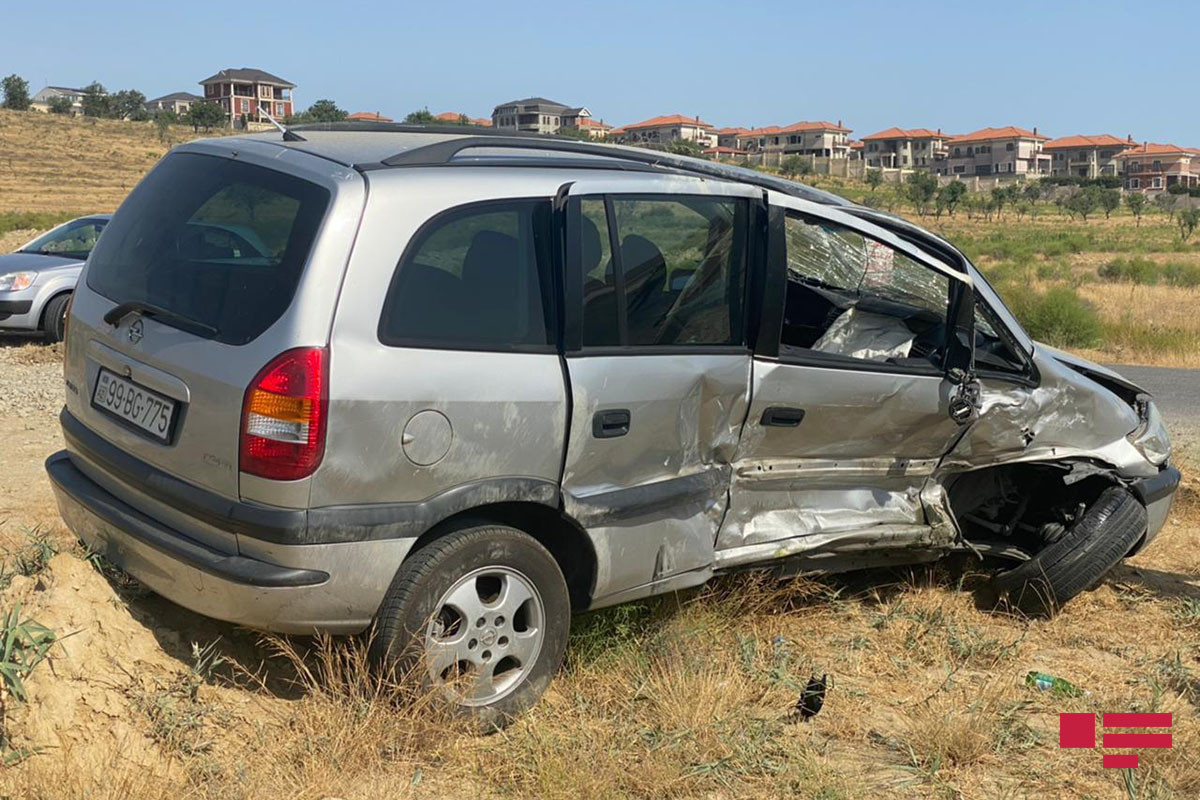 На автодороге Новханы-Масазыр произошла авария, есть пострадавшие – ФОТО  
