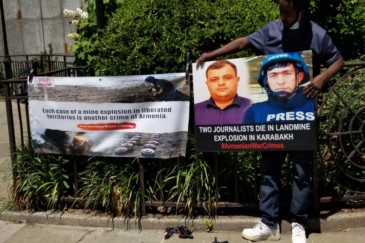 BMT-nin qarşısında azərbaycanlı jurnalistlər yad edilib