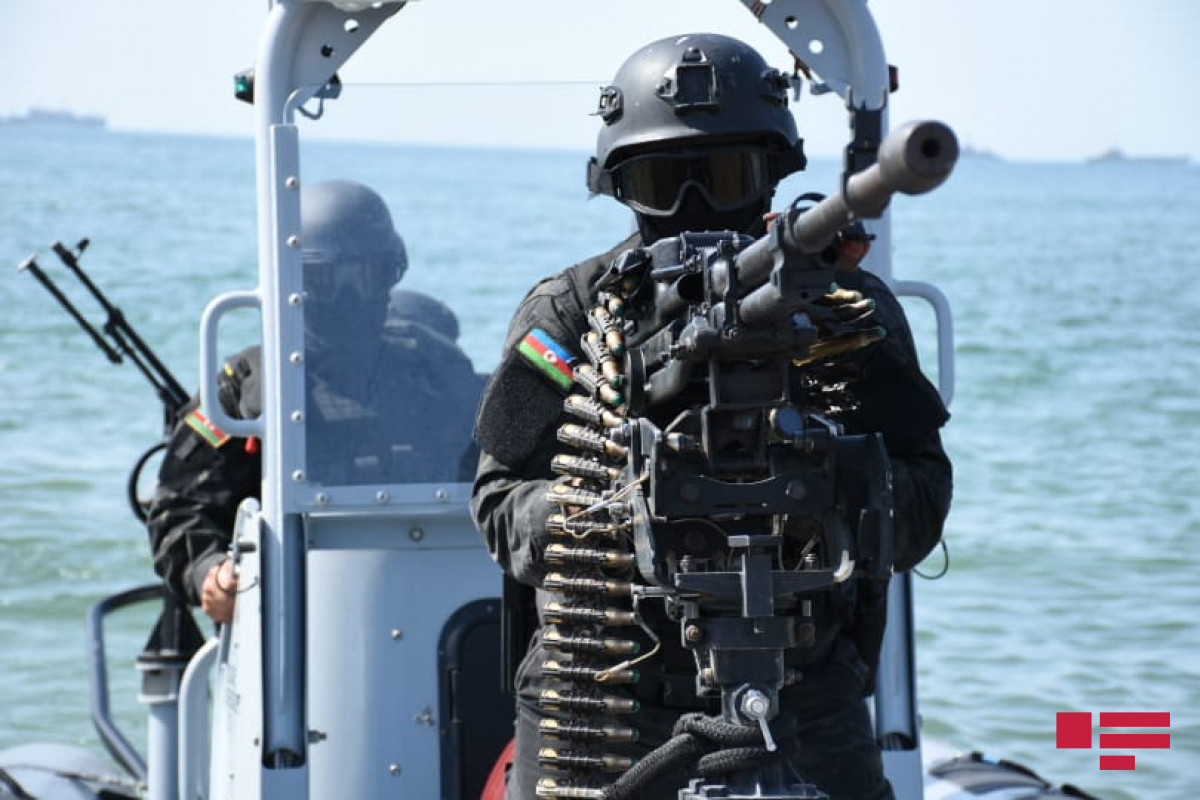 ВМС приступили ко второму этапу тактических учений-ФОТО 
