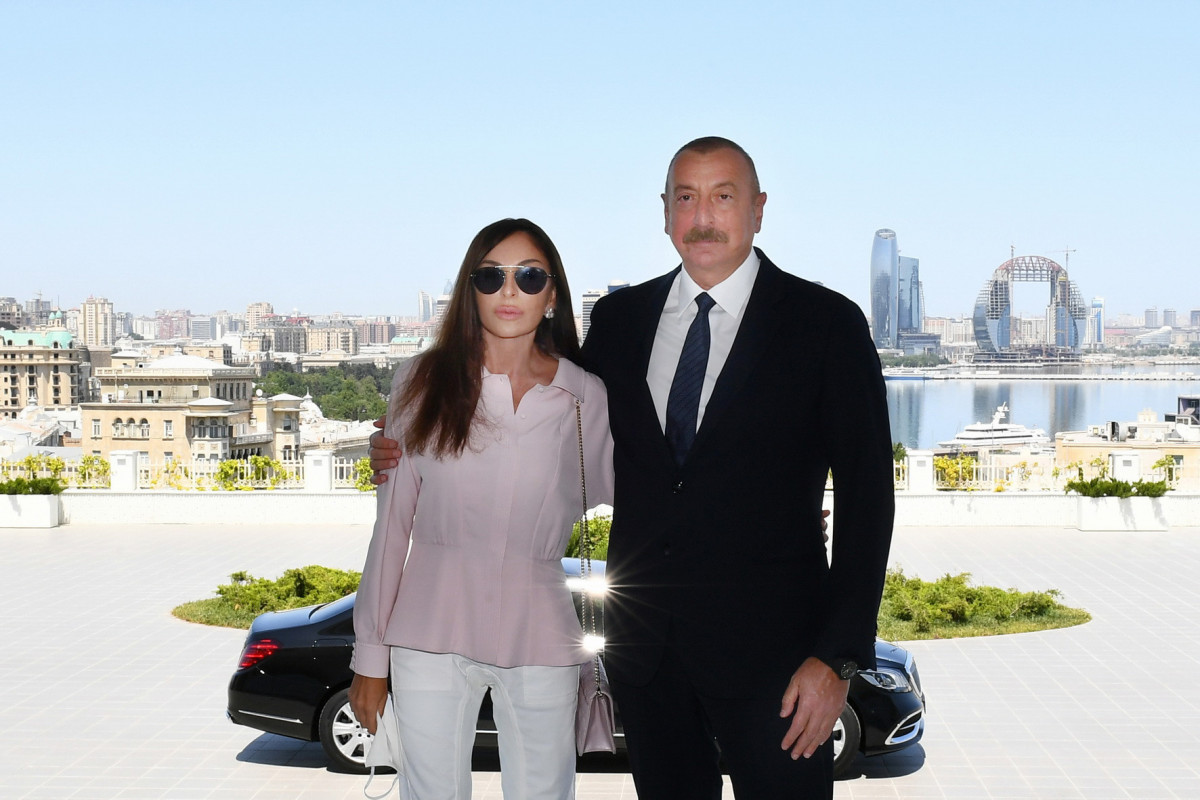 Президент Ильхам Алиев ознакомился с условиями, созданными после реконструкции во дворце «Гюлистан»-ВИДЕО -ОБНОВЛЕНО 