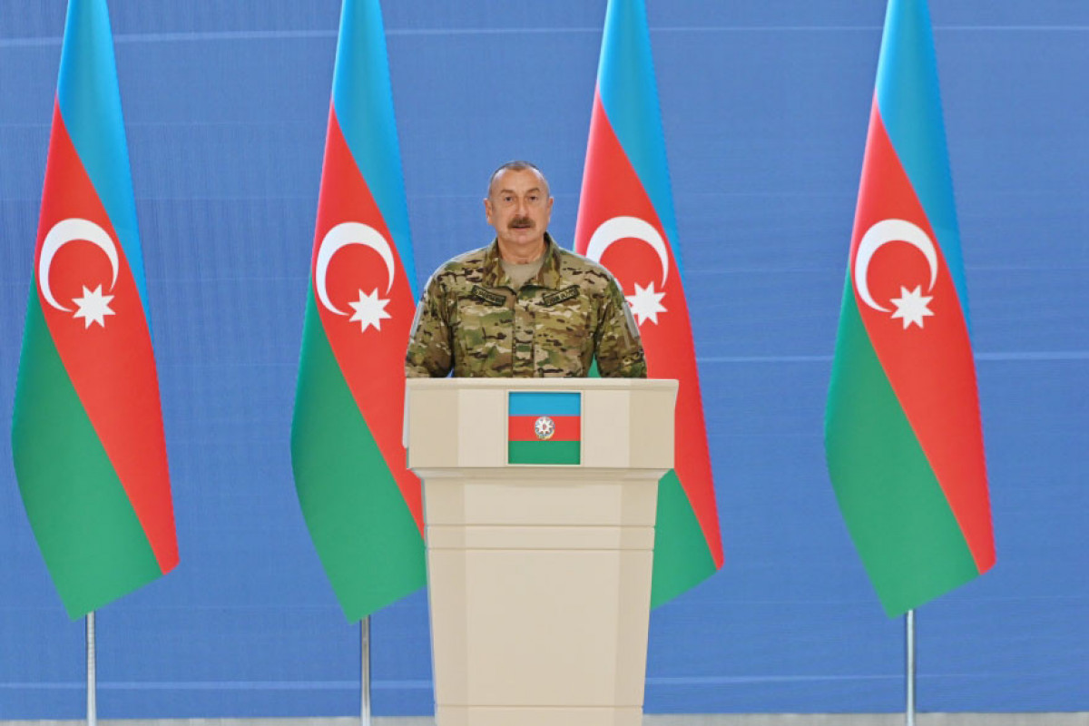 Azərbaycan Prezidenti, Silahlı Qüvvələrin Ali Baş komandanı İlham Əliyev