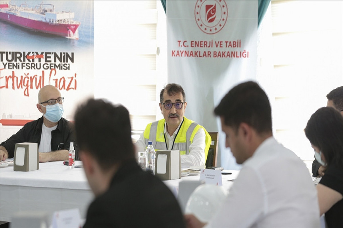 Министр рассказал о работе по поставке природного газа из Турции в Нахчыван