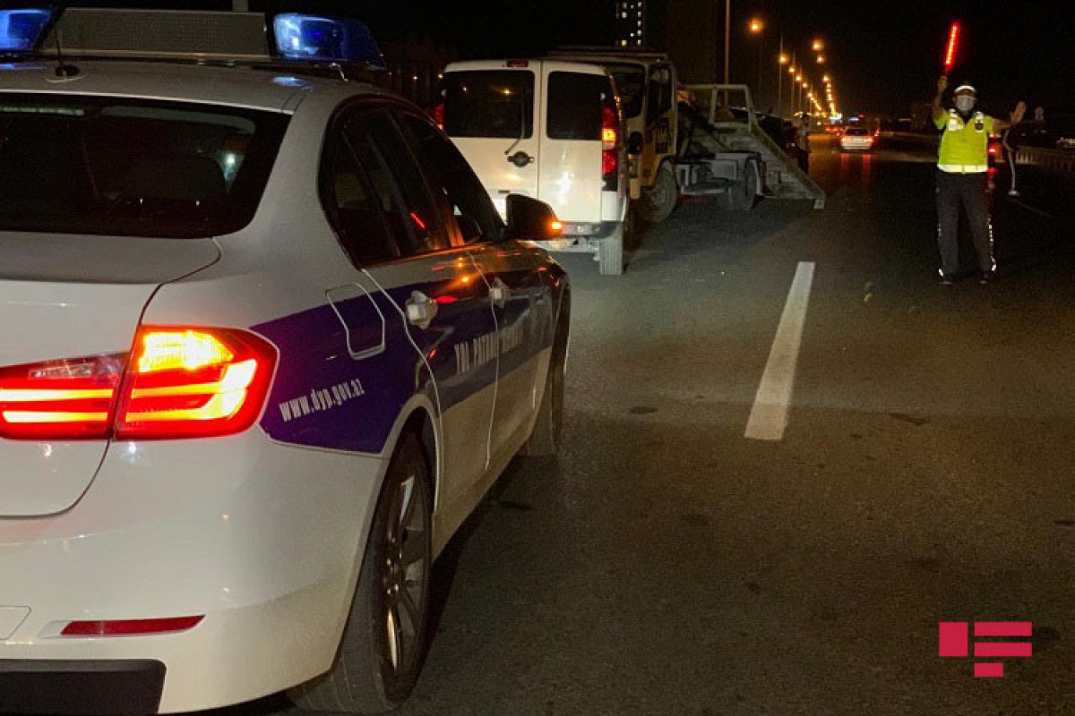 В Баку автомобиль сбил мужчину