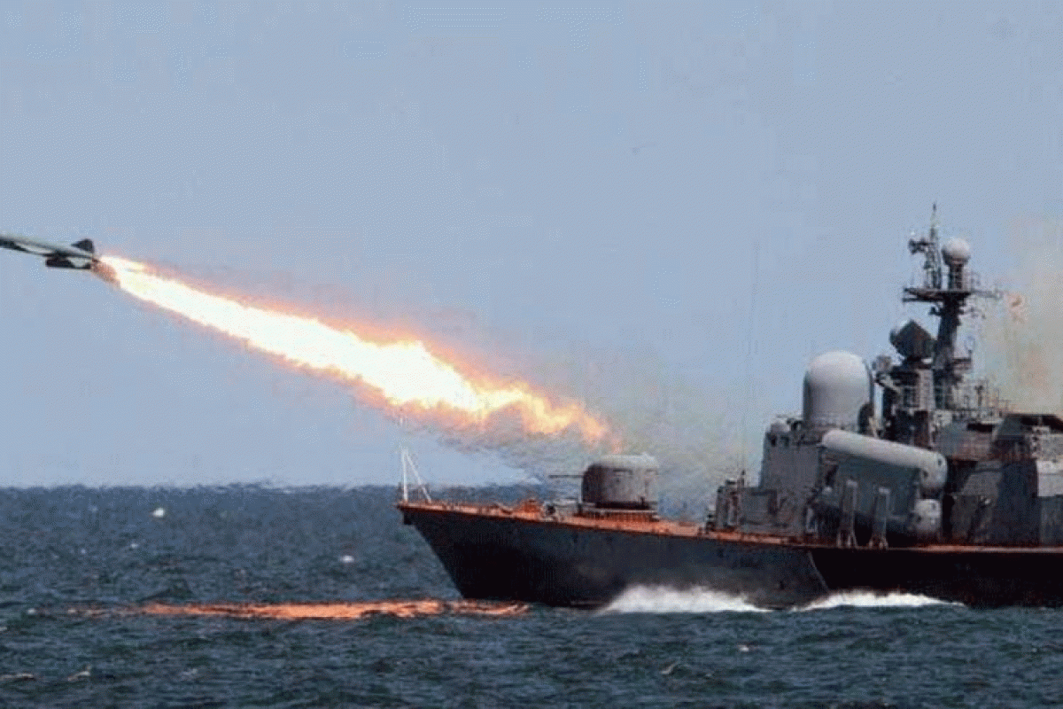 Иран начал военные учения в Каспийском море