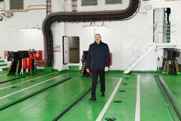 Prezident “Akademik Zərifə Əliyeva” gəmisinin suya salınması və ilk “Ro-Pax” tipli gəmi-bərənin istismara verilməsi mərasimində iştirak edib - YENİLƏNİB